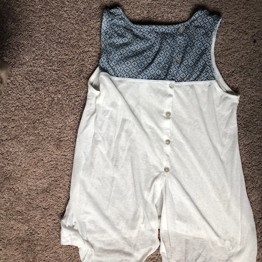 Sheer white and blue tank top - Picture 3 of 6